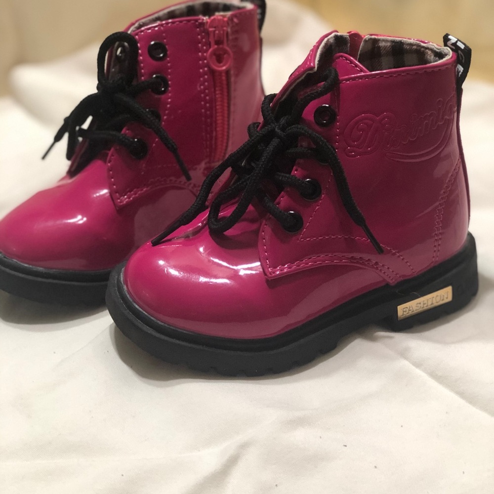 Toddler shoes/boots